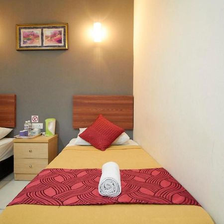Coop Hotel Putrajaya & Cyberjaya Kampung Dengkil Kültér fotó