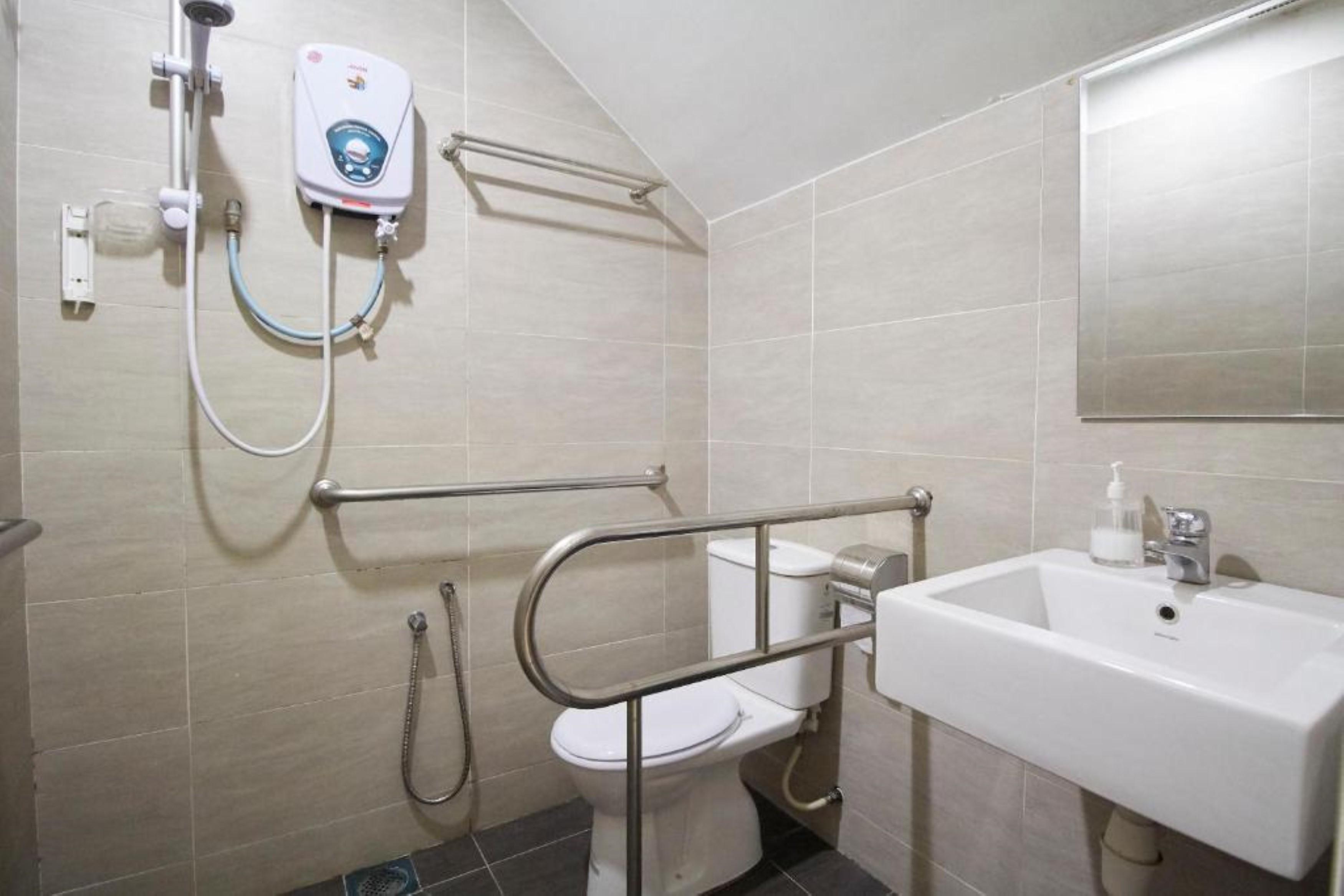 Coop Hotel Putrajaya & Cyberjaya Kampung Dengkil Kültér fotó