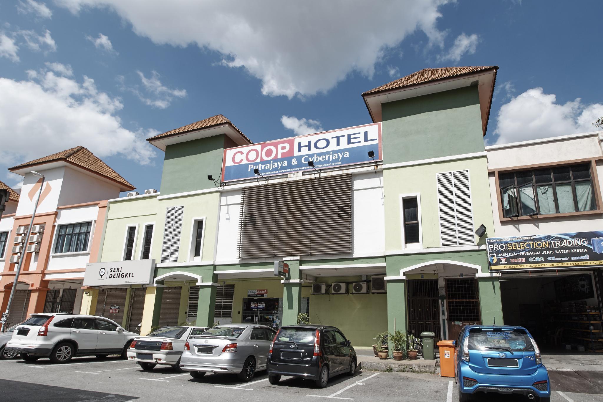 Coop Hotel Putrajaya & Cyberjaya Kampung Dengkil Kültér fotó