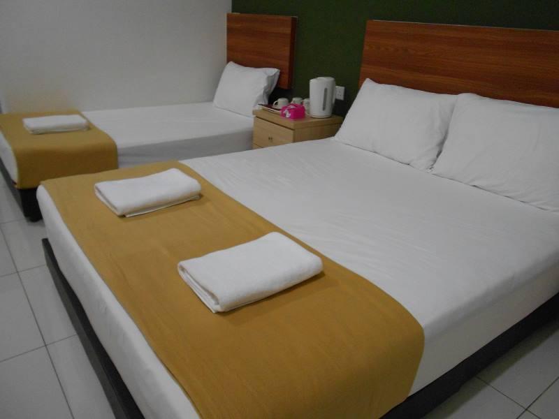 Coop Hotel Putrajaya & Cyberjaya Kampung Dengkil Kültér fotó