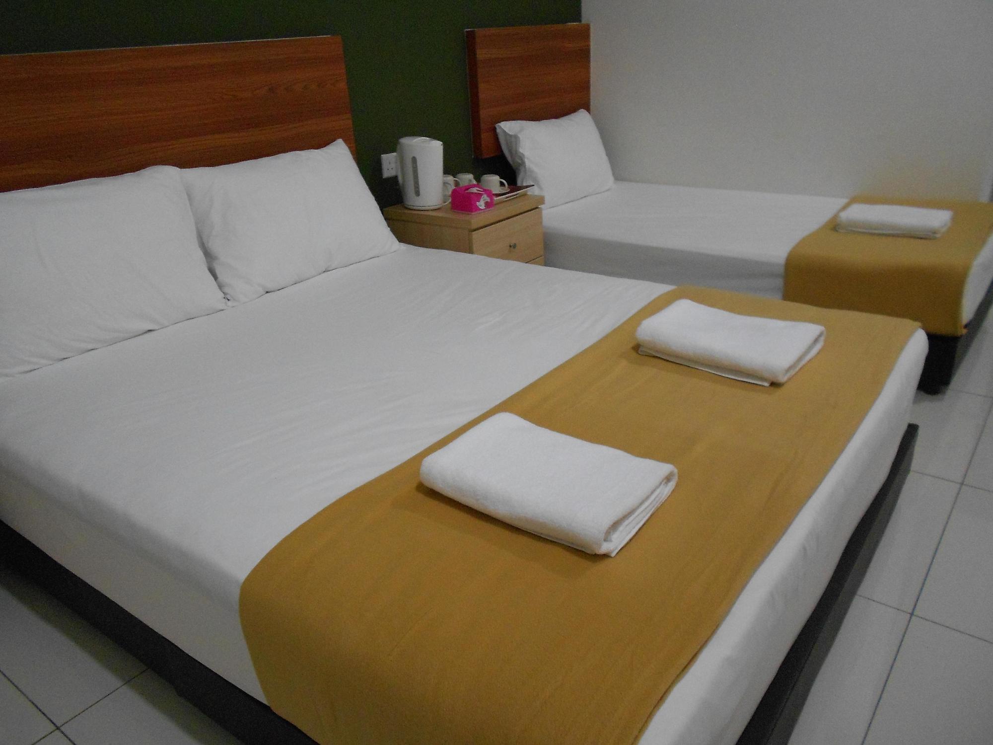 Coop Hotel Putrajaya & Cyberjaya Kampung Dengkil Kültér fotó